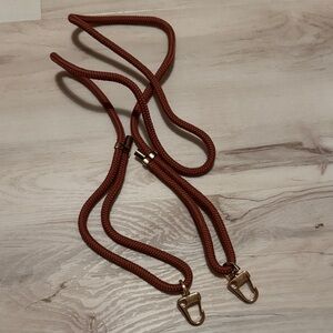 the CAEP crossbody adjustable phone strap